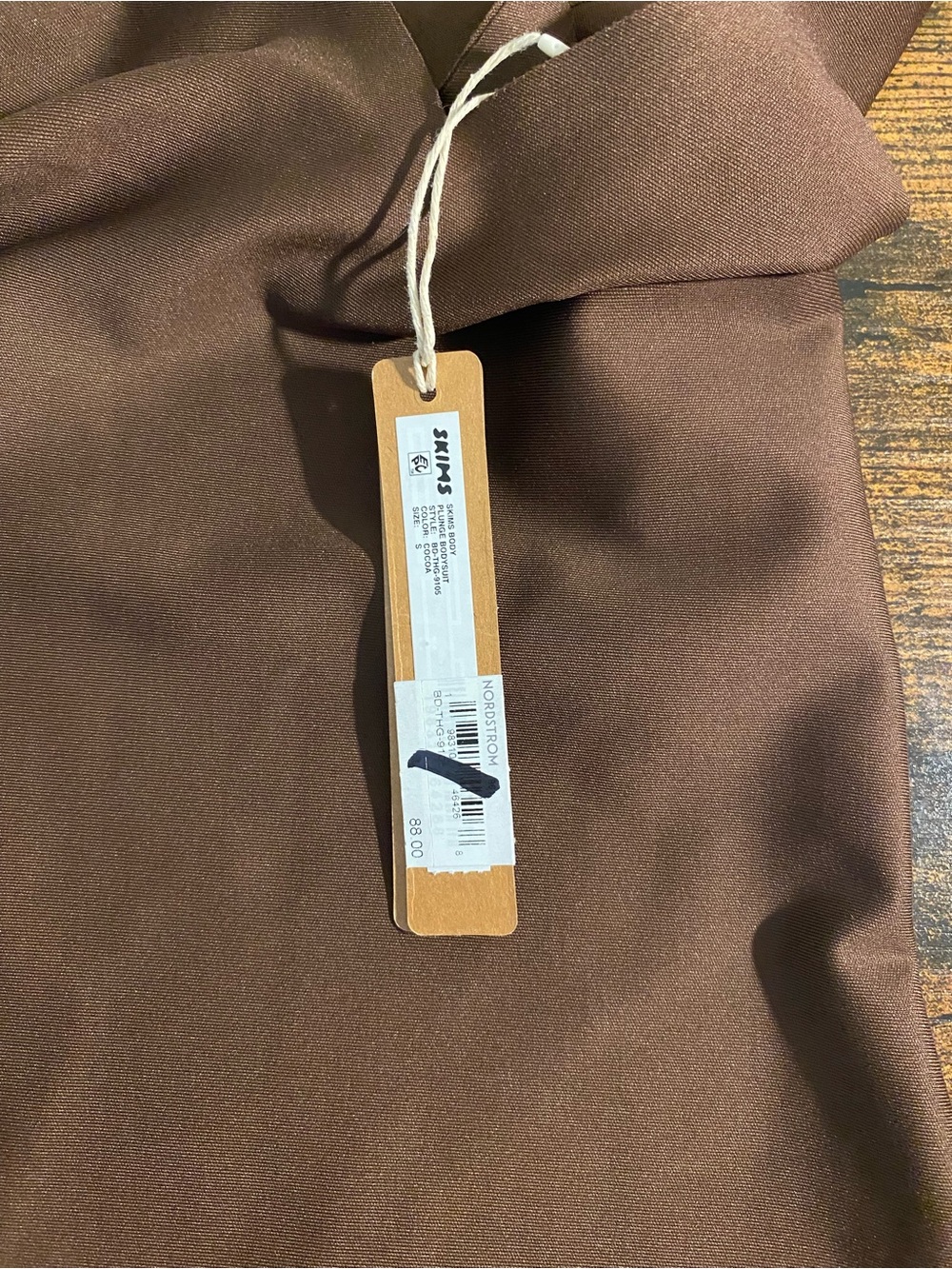 NWT SKIMS Plunge Bodysuit in Cocoa - Picture 5 of 6